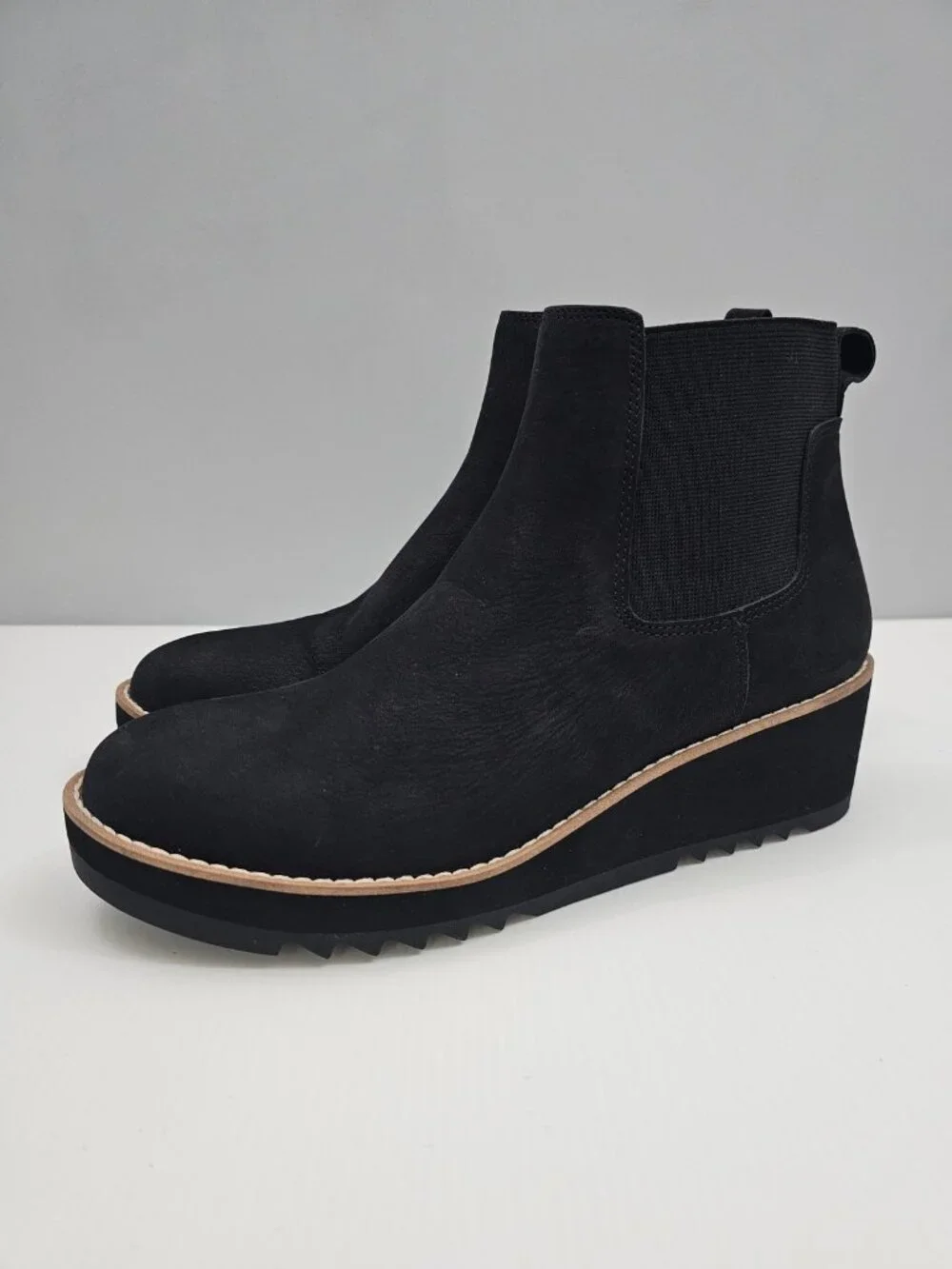 Eileen Fisher Luv Chelsea Wedge Ankle Boot Black Leather Pull On Womens 9